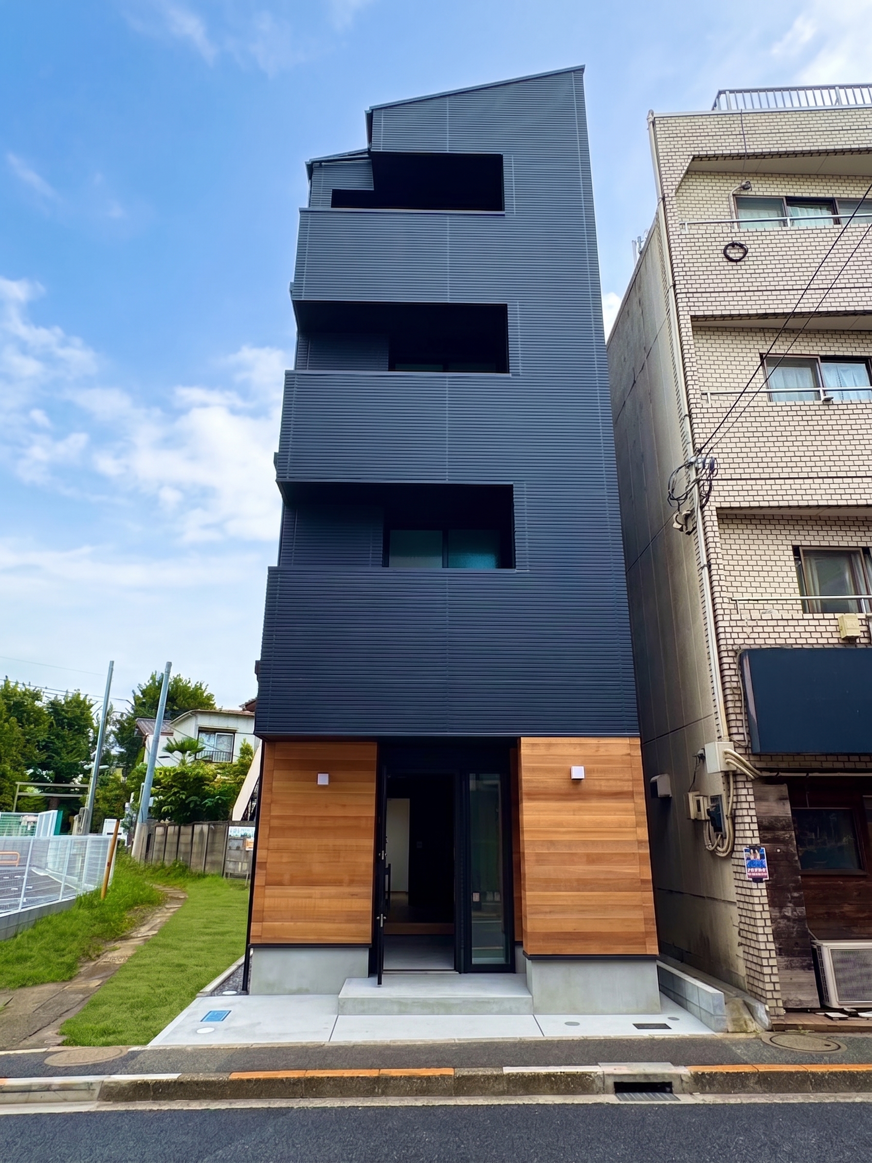 中野区鷺宮の木造4階建て完成見学会 | 岡庭建設｜東京 西東京市の工務
